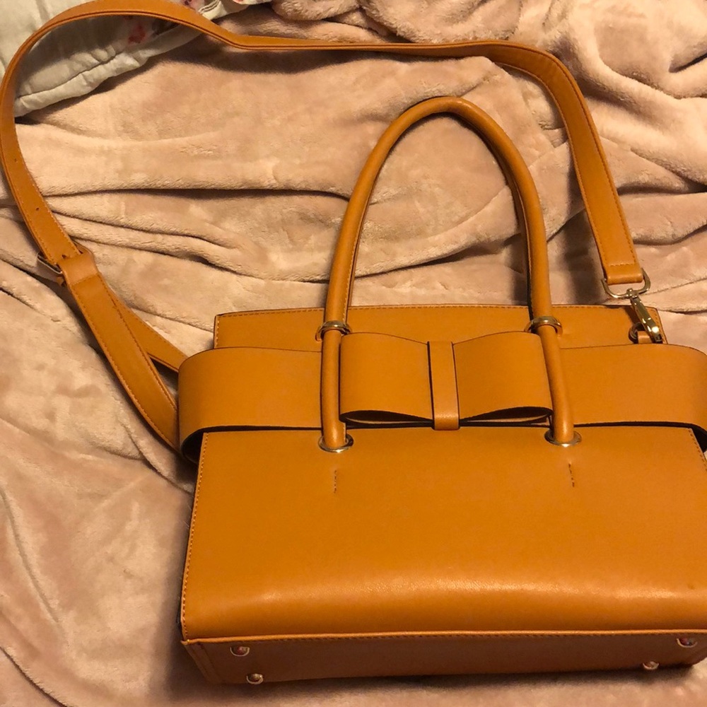 Tan purse